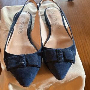 Sole Society Navy Suede Pointed-Toe Slingback Flats with Bow